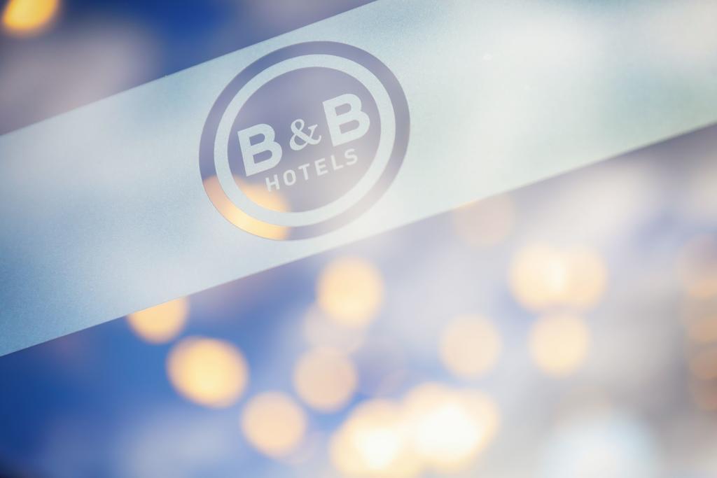 B&B Hotel Lieusaint Carre Senart Bagian luar foto